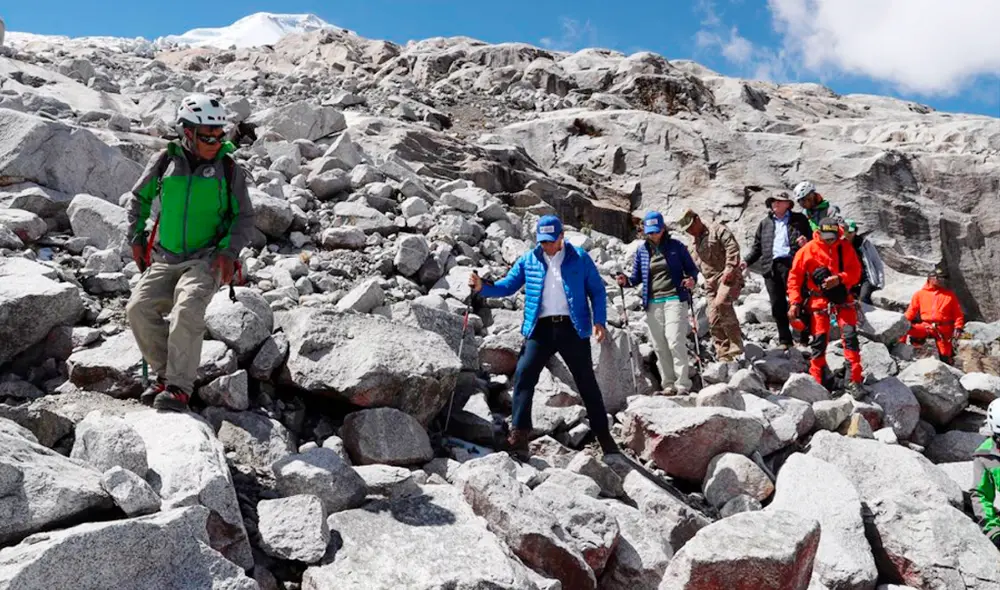 Presidente Vizcarra llega a nevado Huascarán junto a expedición científica