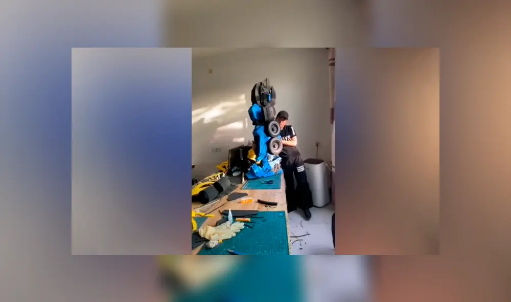 Desliza las imágenes para ver el resultado de este increíble cosplay ‘ultra realista’ de Optimus Prime, personaje de los Transformers. Fotocapturas: dominicdaron/TikTok Desliza las imágenes para ver el resultado de este increíble cosplay ‘ultra realista’ de Optimus Prime, personaje de los Transformers. Fotocapturas: dominicdaron/TikTok