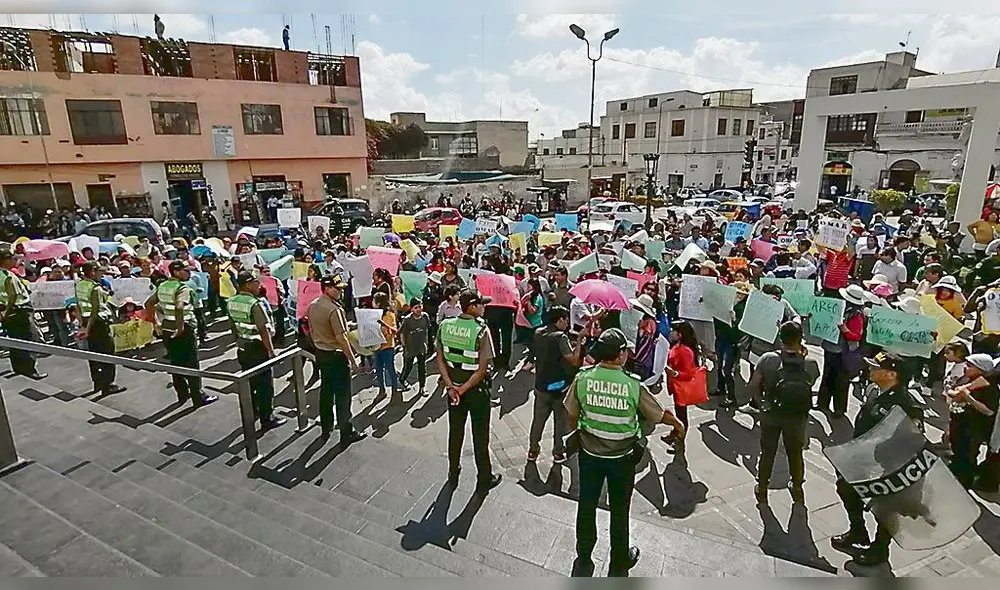 rechazo. Manifestantes apoyaron libertad de Candia. rechazo. Manifestantes apoyaron libertad de Candia.