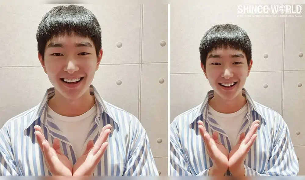 A su salida del servicio militar, Onew publicó fotografías en el fancafé japonés. Créditos: SM Entertainment A su salida del servicio militar, Onew publicó fotografías en el fancafé japonés. Créditos: SM Entertainment