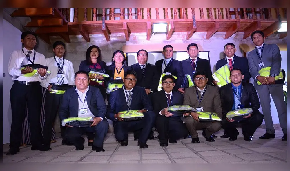 Universitarios de universidades de Moquegua realizarán prácticas durante tres meses en el proyecto Quellaveco. Universitarios de universidades de Moquegua realizarán prácticas durante tres meses en el proyecto Quellaveco.