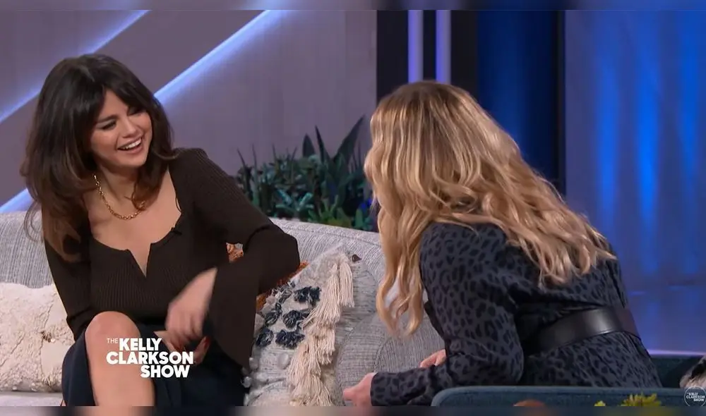 La cantante conversó con Kelly Clarkson sobre su visita a su antigua casa y relató que encontró objetos de esa época. (Foto: Captura)