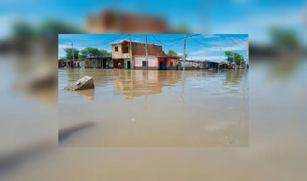 Declaran alerta roja por posible desborde del río Piura [VIDEOS]