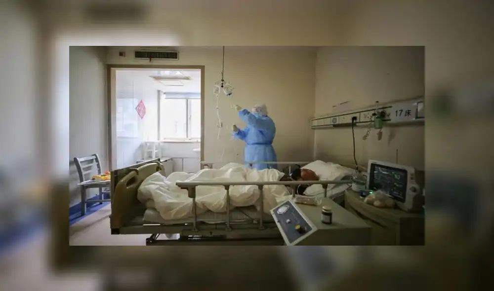 Tras someterse a un tratamiento de intensivo, hombre de 100 años se recuperó de coronavirus, uno de los pacientes más longevos. Tras someterse a un tratamiento de intensivo, hombre de 100 años se recuperó de coronavirus, uno de los pacientes más longevos.