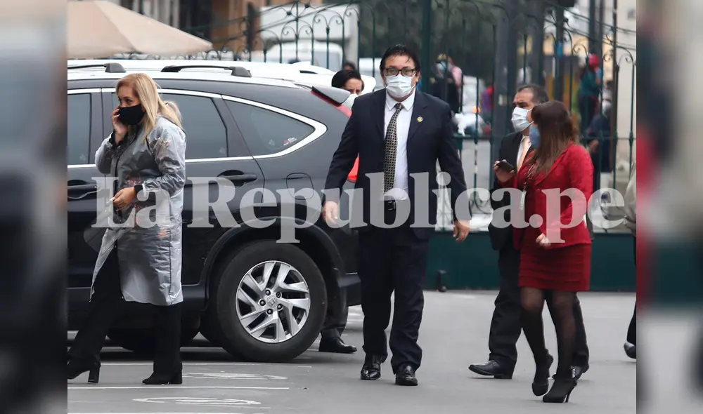 Llegada de 'Richard Swing' Cisneros al Congreso. Foto: Jorge Cerdán/La República.