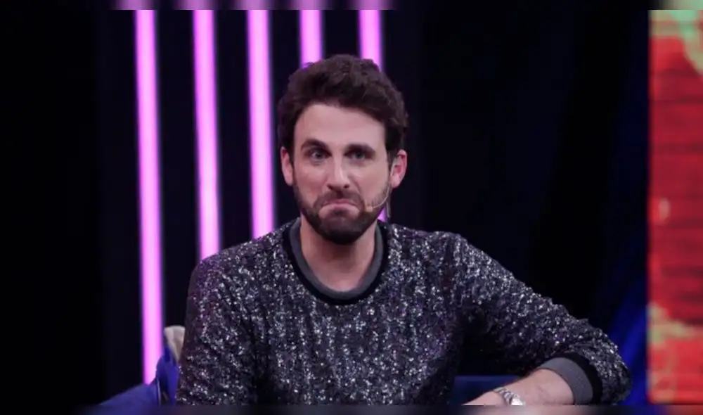 La entidad estatal inició una investigación preliminar hacia 'Peluchín' por los insultos reiterativos a la conductora de televisión. La entidad estatal inició una investigación preliminar hacia 'Peluchín' por los insultos reiterativos a la conductora de televisión.