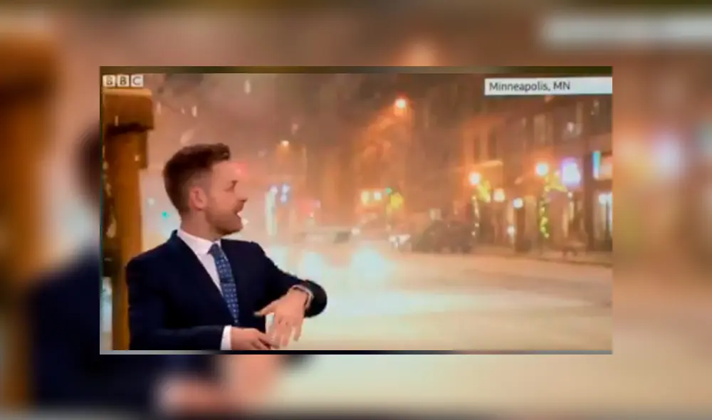 Vía YouTube. Meteorólogo de BBC estaba anunciando el reporte del clima para una ciudad de Estados Unidos, cuando su reloj inteligente se activó y desmintió su pronóstico