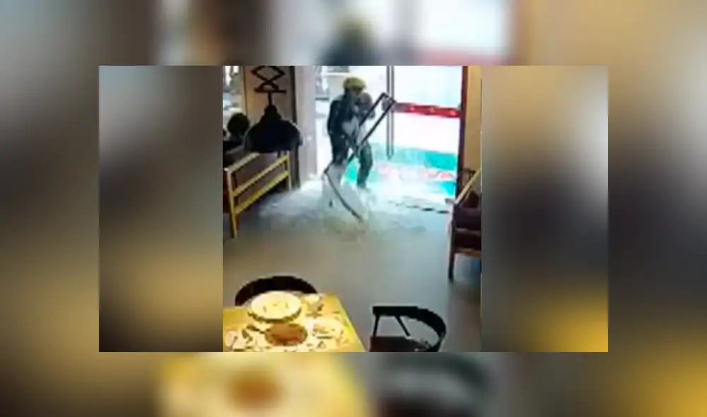 Desliza para ver los momentos más impactantes del video que se hizo viral en Facebook. Desliza para ver los momentos más impactantes del video que se hizo viral en Facebook.