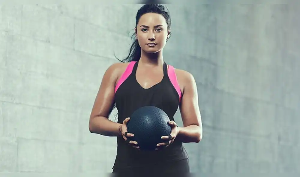 Demi Lovato golpea y rompe diente a hombre en enfrentamiento [VIDEO]