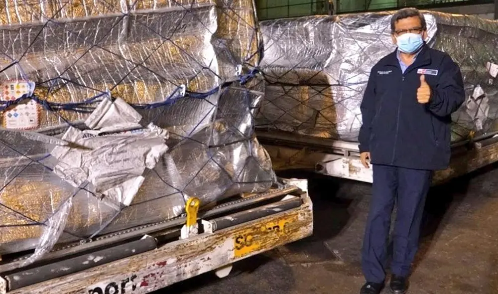 Las dosis que arribaron esta noche al país serán distribuidas democráticamente en todas las regiones del Perú, informó el Minsa. Foto: Ministerio de Salud