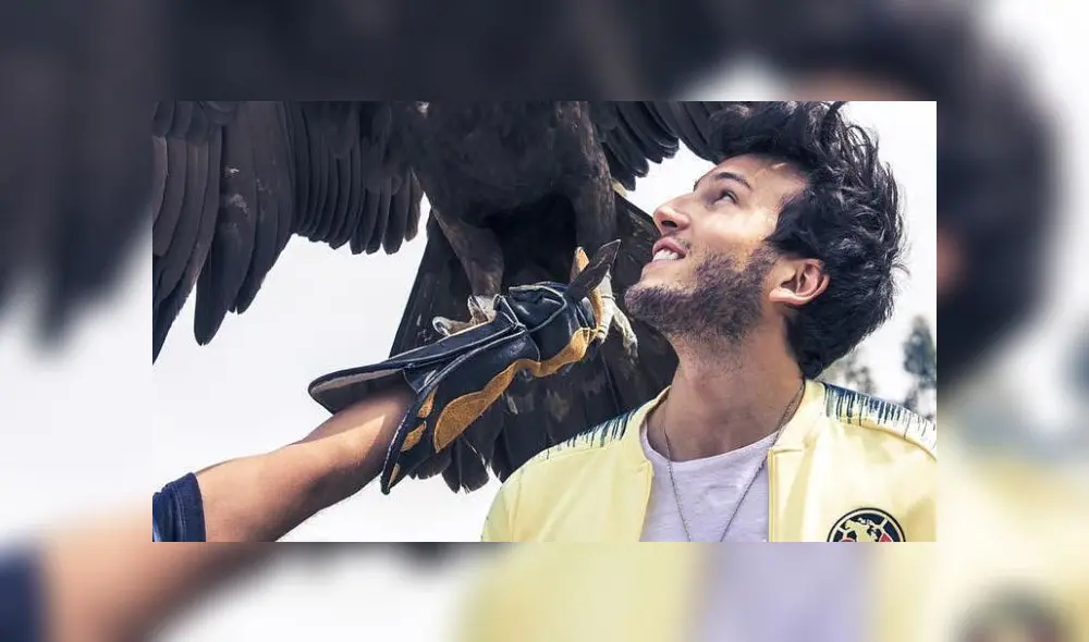 Sebastián Yatra recupera barba y presume musculatura en Instagram