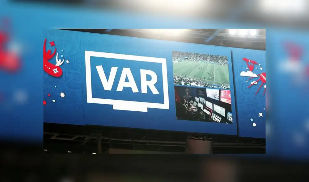 El VAR está conformado por un sistema de cámaras que retransmite imágenes.