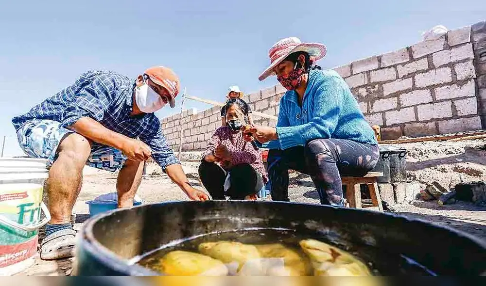 ayuda. Población organiza desde marzo ollas comunes. Piden ayuda a autoridades.