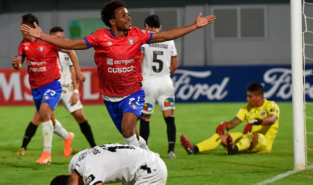 Colo Colo de Gabriel Costa derrotó 1-0 a Paranaense por la Copa Libertadores 2020 [RESUMEN]