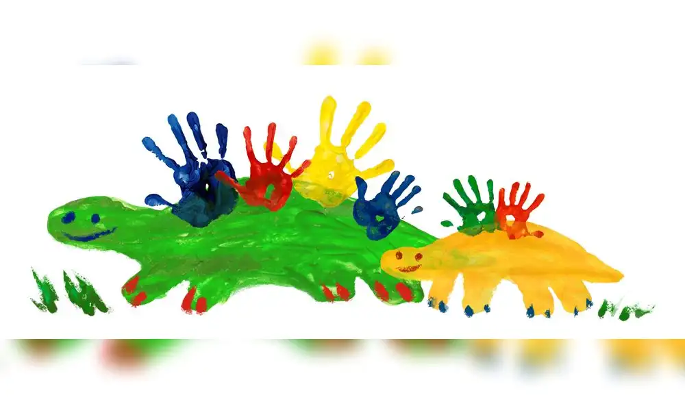 Google rinde homenaje a las madres por su día con colorido doodle [VIDEO]
