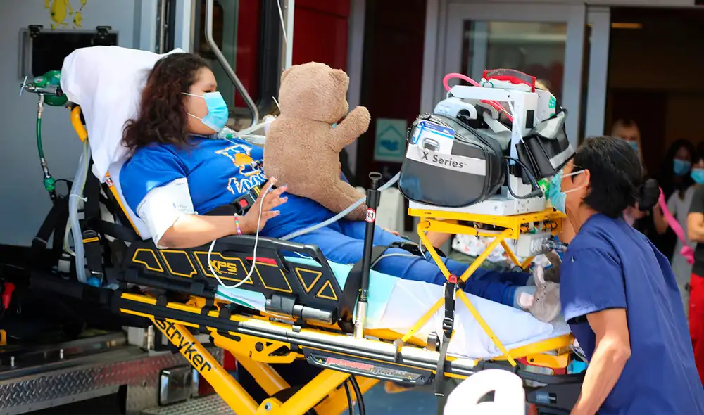 Agustina Rojas, es una guerrera de 14 años, que venció al coronavirus luego de pasar 57 días en UCI. Foto: Choc Children’s