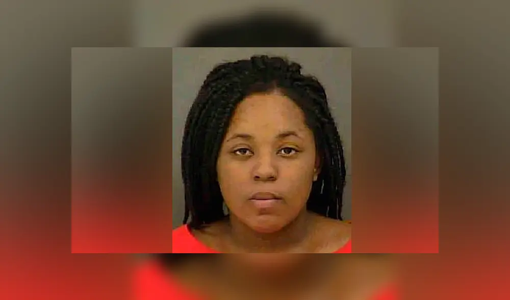 Momento en que los niños juegan entre las escaleras eléctricas, sin imaginar trágico desenlace. (Foto: The Sun)