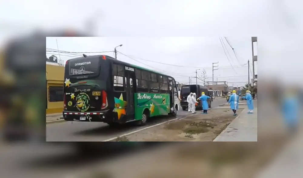 Anciano muere dentro de microbús en Trujillo Anciano muere dentro de microbús en Trujillo