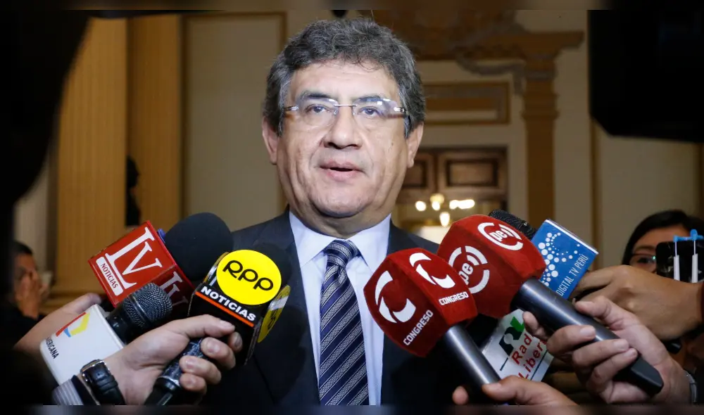 Sheput considera que renuncia de Lombardi fue por blindaje de Aráoz a Alan y Keiko