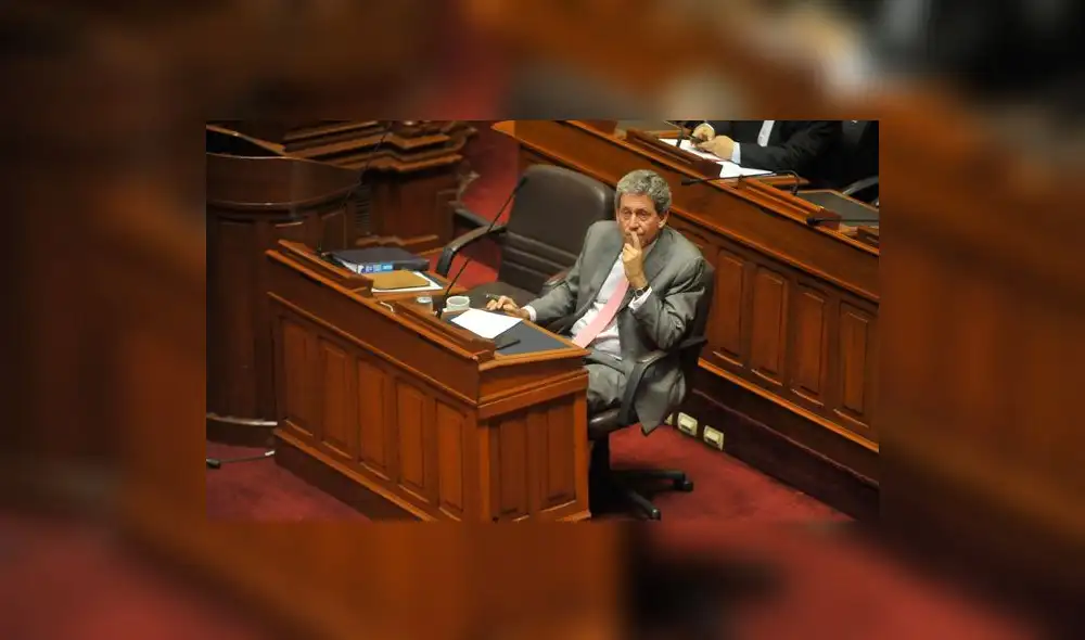 Alfredo Thorne: Oposición no le renovará la confianza al ministro