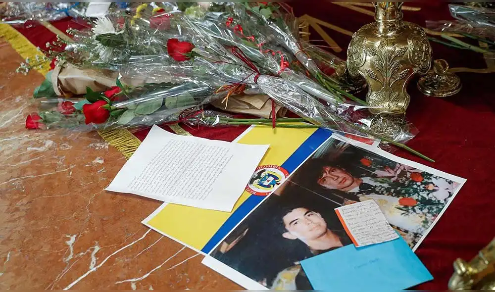 Camilo Sesto recibe el último adiós de sus fans