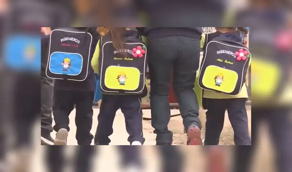 Padres de familia aseguran que en menos de dos días ocho alumnos contrajeron la infección. (Foto: Captura de video / Latina)