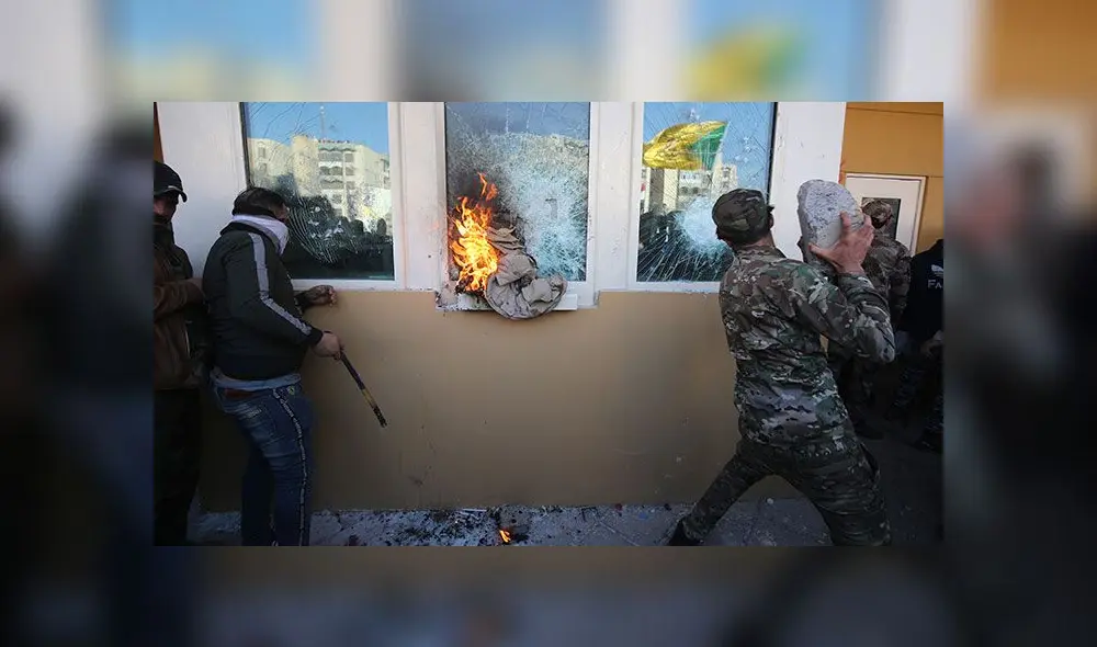 Militantes de Hezbollah atacan embajada de los Estados Unidos en Irak. Foto: AFP Militantes de Hezbollah atacan embajada de los Estados Unidos en Irak. Foto: AFP