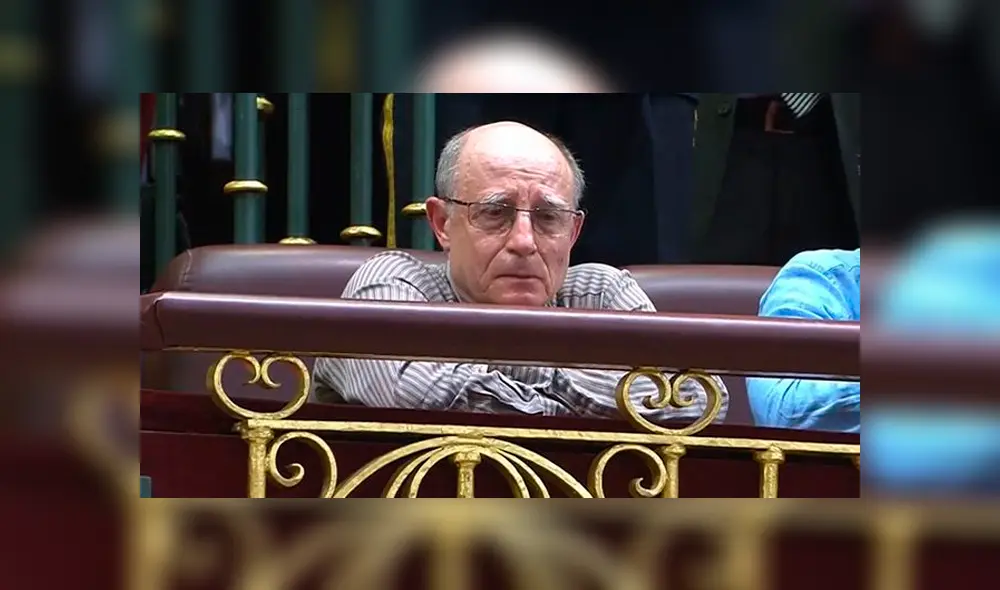 Ángel Hernández decidió donar el dinero para ayudar a otros pacientes que padecen la enfermedad en España.