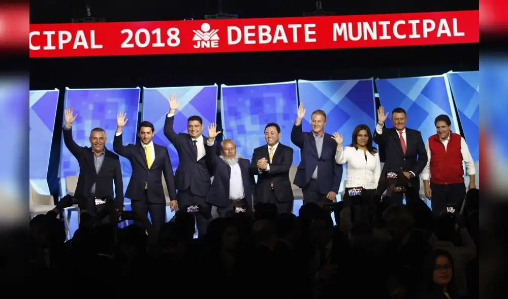 Reggiardo dejó la silla vacía en el primer debate de candidatos para Lima Reggiardo dejó la silla vacía en el primer debate de candidatos para Lima