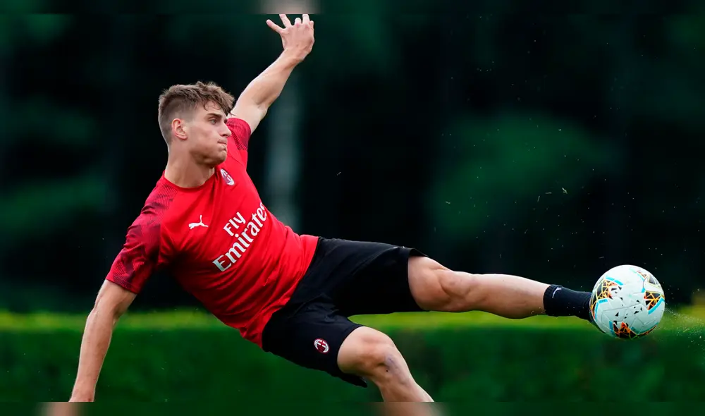 Milan vs. Parma por la jornada 33 de la Serie A de Italia. Milan vs. Parma por la jornada 33 de la Serie A de Italia.