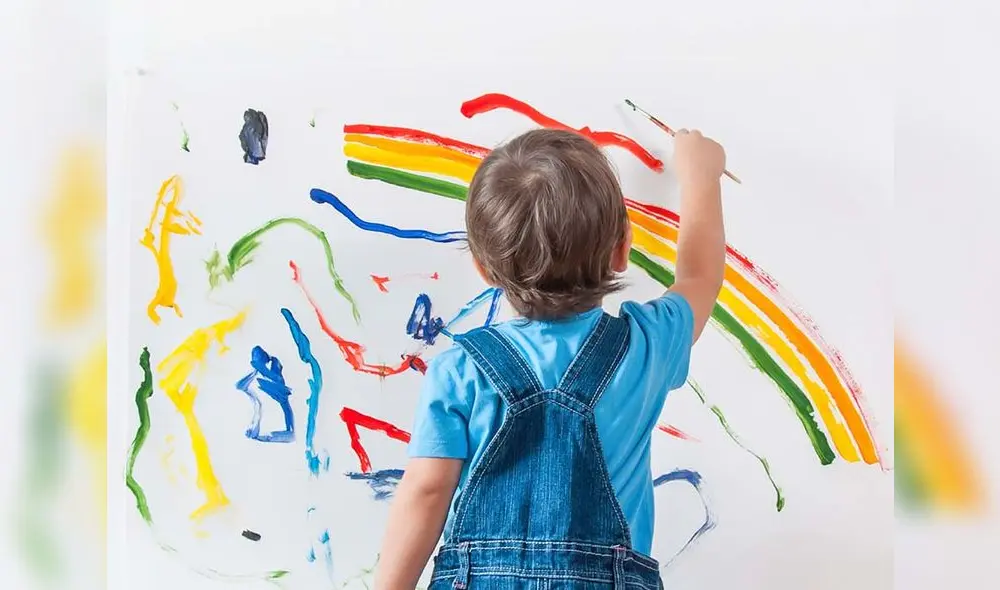 Niño pintando Niño pintando