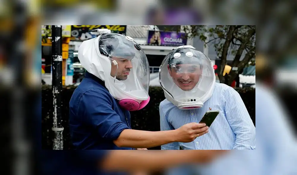 El ingeniero aeronáutico Andrés Felipe Giraldo (i) y el diseñador industrial Ricardo Andrés Conde (d) en Bogotá (Colombia). Foto: EFE El ingeniero aeronáutico Andrés Felipe Giraldo (i) y el diseñador industrial Ricardo Andrés Conde (d) en Bogotá (Colombia). Foto: EFE