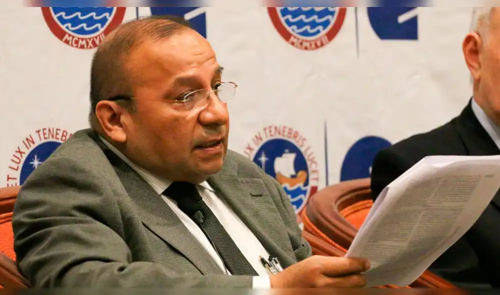 Kurt Burneo en CADE 2017: "Se debe promover sectores con intensiva mano de obra" [VIDEO]