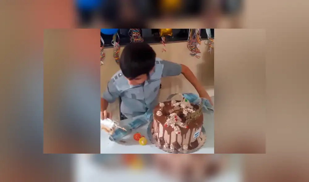 Facebook viral: Cumpleañero corta su torta y descubre el regalo escondido en su interior 