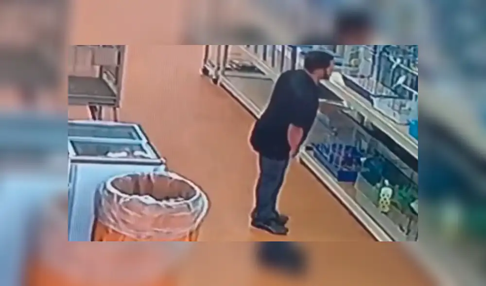 YouTube viral: un hombre ocultó en el lugar menos indicado a una serpiente que había robado  [VIDEO] 