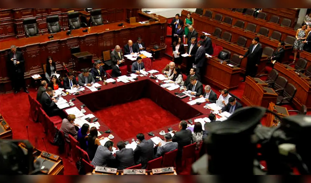 Bancada fujimorista se baja la Ley de Alimentación Saludable