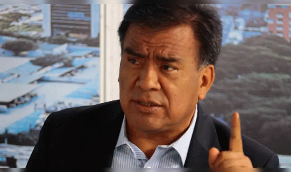 APRA: Velásquez Quesquén en desacuerdo de que declaren a Del Castillo como “persona non grata"