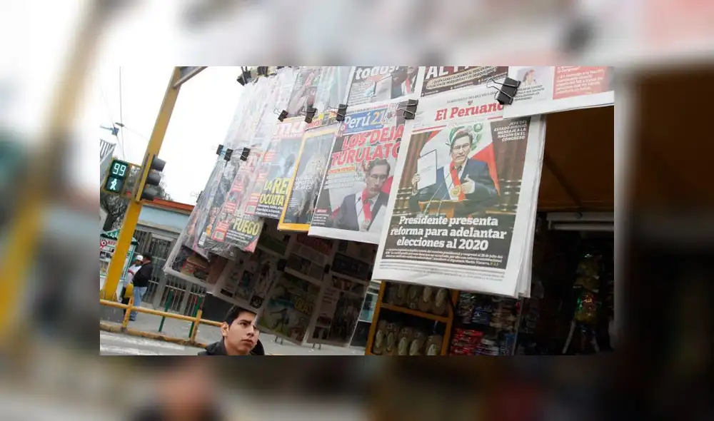 Familias enteras disfrutaron del variado y colorido cronograma del Desfile Militar. (Foto: La República)