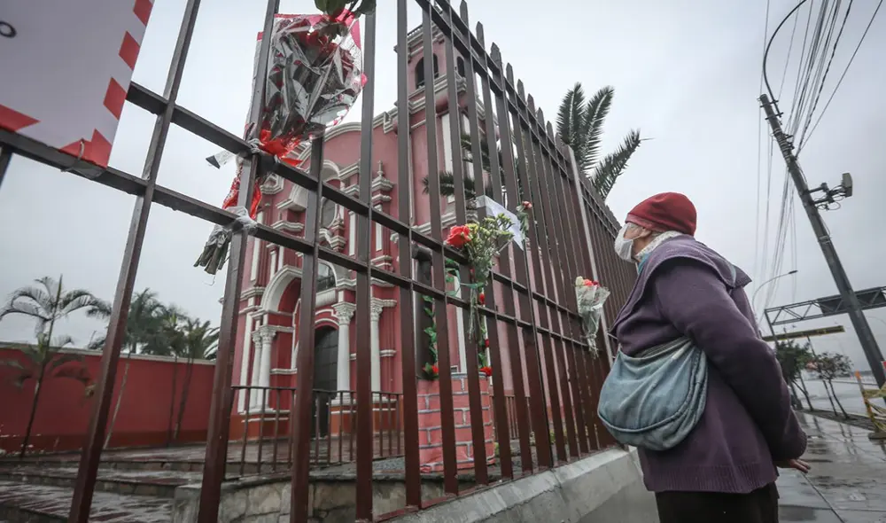 El padre Benjamín de la Torre, coordinador del recinto, instó a no asistir a los exteriores del santuario y evitar posibles contagios de la COVID-19. Foto: John Reyes / La República El padre Benjamín de la Torre, coordinador del recinto, instó a no asistir a los exteriores del santuario y evitar posibles contagios de la COVID-19. Foto: John Reyes / La República