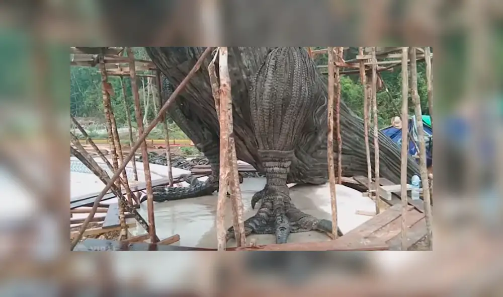 Desliza para ver los detalles de este video viral publicado en YouTube. Foto: Captura.