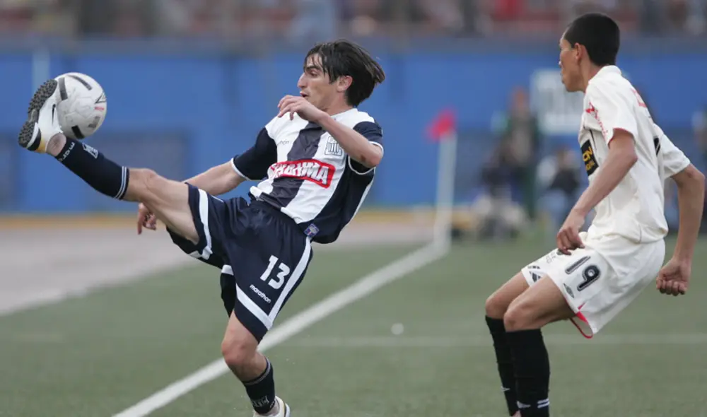Fernando Martel envía mensaje por muerte de doña Esther Yáñez. Foto: GLR Fernando Martel envía mensaje por muerte de doña Esther Yáñez. Foto: GLR