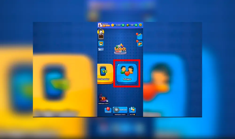 También puedes invitar por WhatsApp, a través de la opción 'Amigos'.
