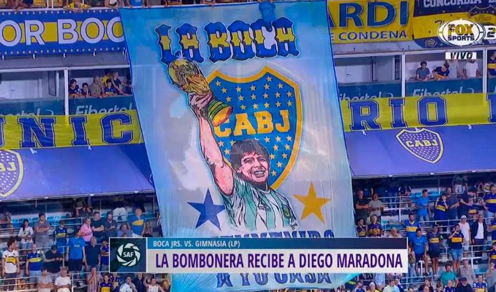 Diego Maradona pisó La Bombonera minutos antes de que empiece el partido. Foto: Captura Diego Maradona pisó La Bombonera minutos antes de que empiece el partido. Foto: Captura
