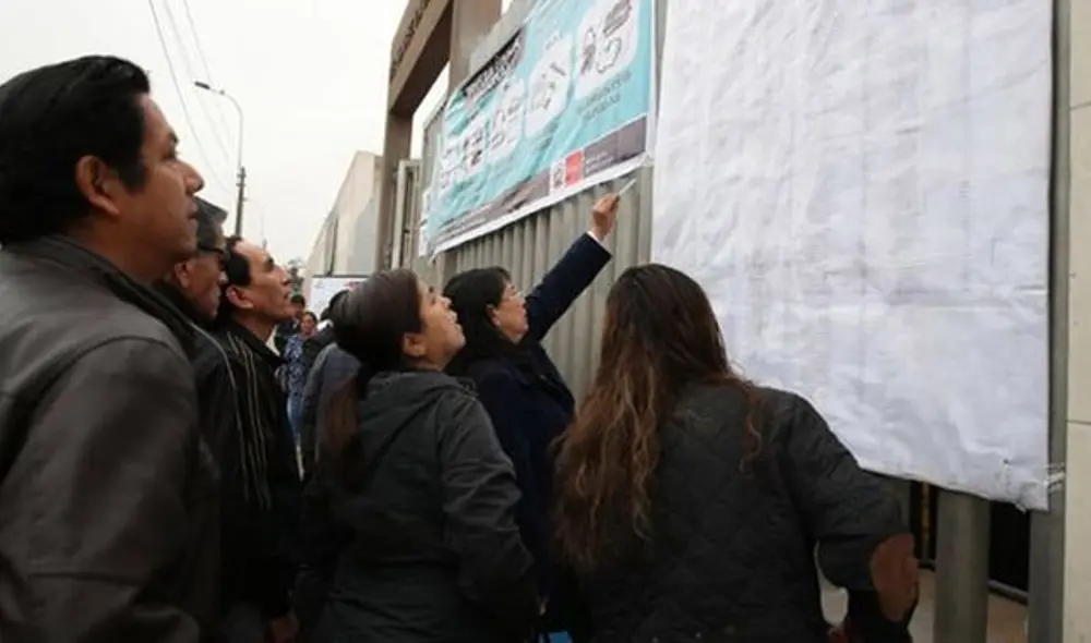 Profesores cuestionan si la docente extranjera cumplió con los requisitos de ley. Profesores cuestionan si la docente extranjera cumplió con los requisitos de ley.