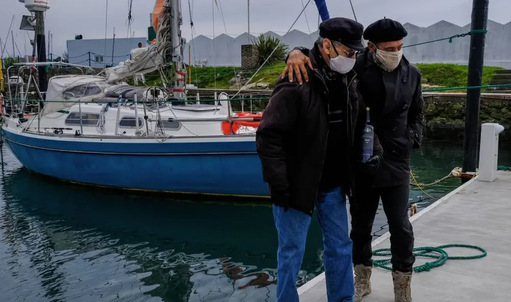El navegante logró encontrarse con su papá en Mar del Plata. Foto: Diego Izquierdo/Télam