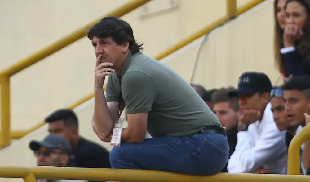 Jean Ferrari confirma que Universitario no cambiará de sede para jugar con Garcilaso Jean Ferrari confirma que Universitario no cambiará de sede para jugar con Garcilaso