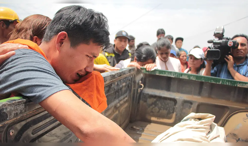 Un huaico acabó con los sueños de una madre y su pequeño Un huaico acabó con los sueños de una madre y su pequeño