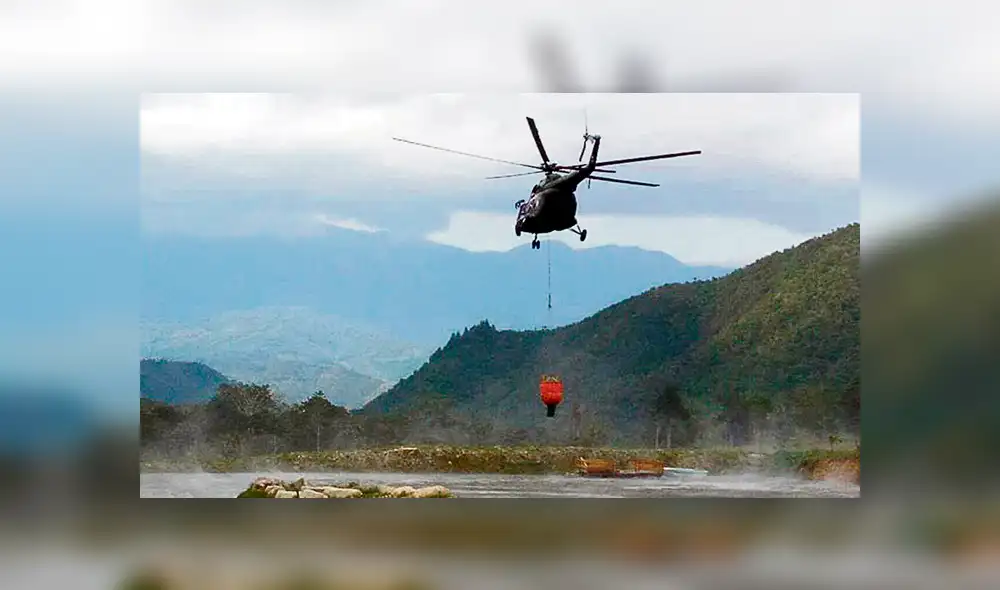 En acción. Dos helicópteros con sus respectivos helibaldes serán enviados en las próximas horas a la Amazonía de Bolivia. En acción. Dos helicópteros con sus respectivos helibaldes serán enviados en las próximas horas a la Amazonía de Bolivia.
