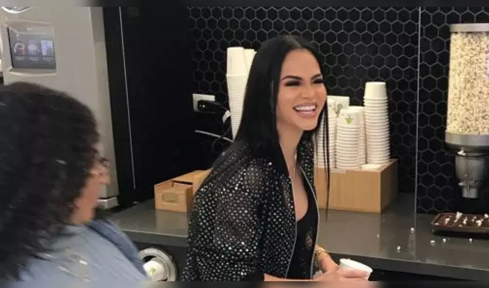 Natti Natasha cautiva con sexy manera de promocionar 'Toca, toca', su reciente single