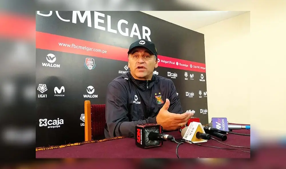 Entrenador de FBC Melgar, Carlos Bustos, opinó sobre la elección de Lima como sede para el resto de la Liga 1.